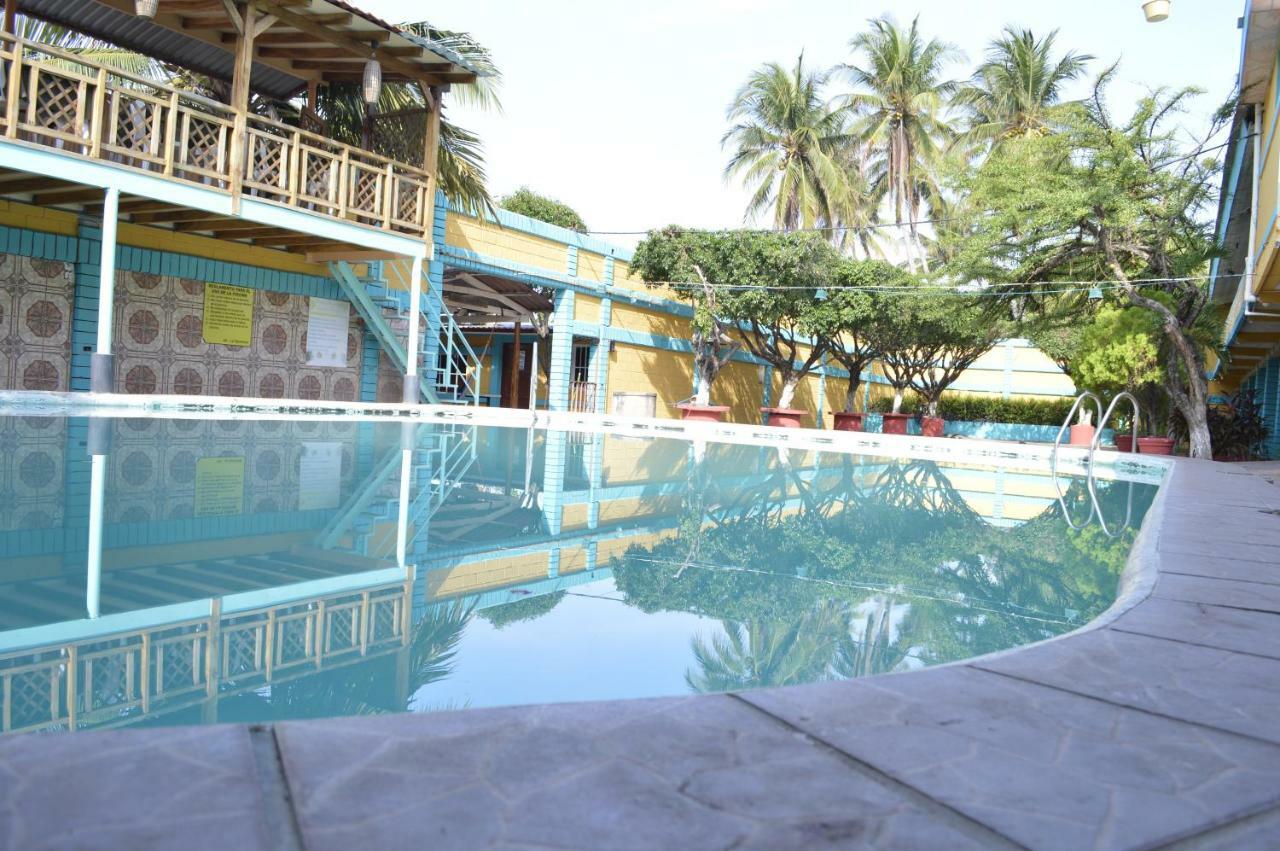 Hotel Leones Marinos サンミゲル エクステリア 写真